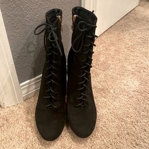 SOLD ❌ Miss Lola boots